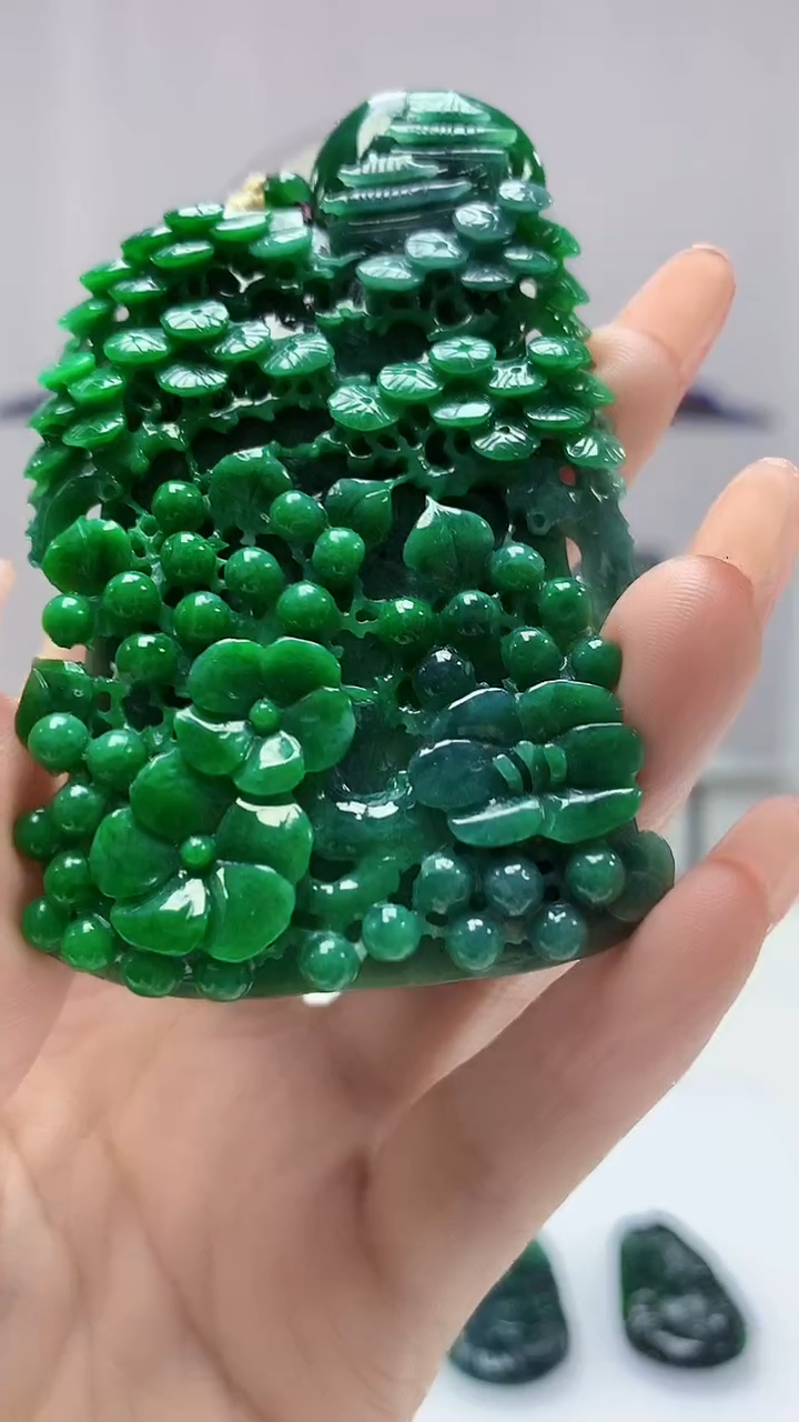 【闪购商品】定制翡翠未镶嵌4688DD-毛货挂件9