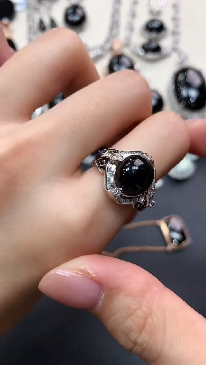 【闪购商品】翡翠戒指18K金镶嵌q101无鉴赏