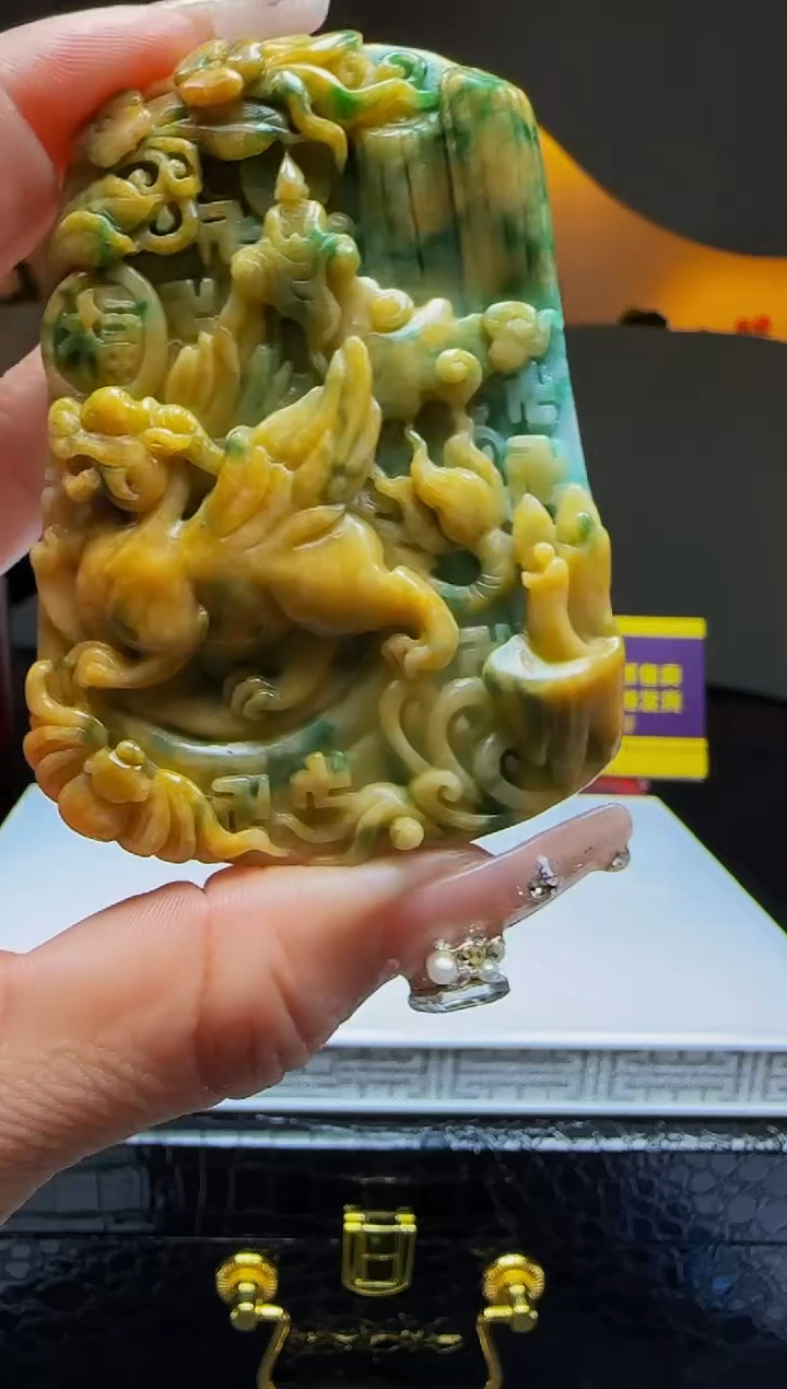 【闪购商品】定制翡翠未镶嵌Q04468翡翠毛货2