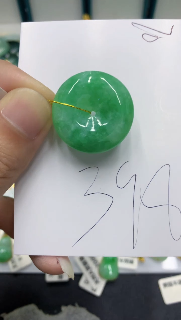 【闪购商品】翡翠颈饰未镶嵌翡翠