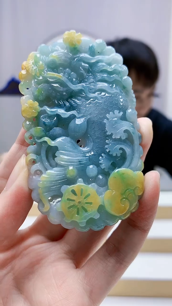 未镶嵌定制翡翠4868zm-毛货挂件龙鱼120