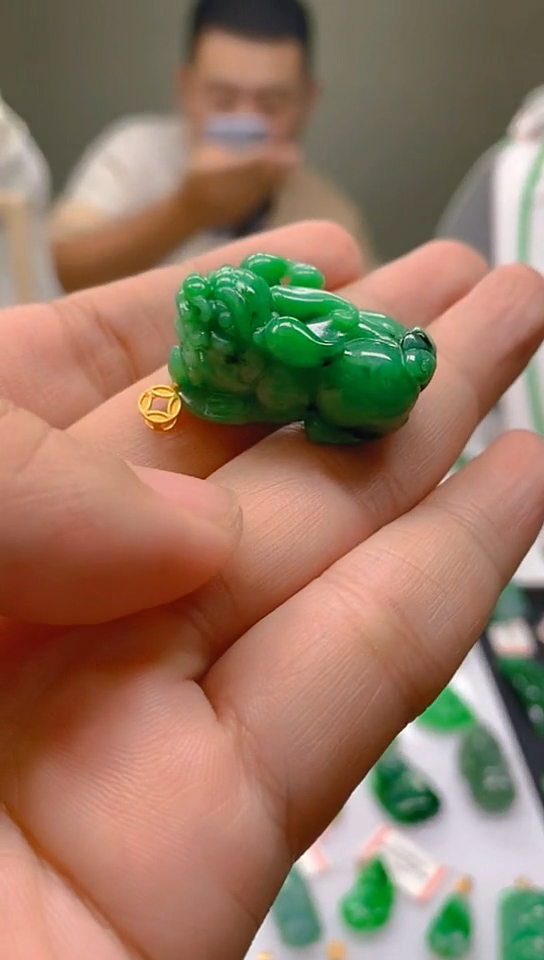 【闪购商品】翡翠颈饰18K金镶嵌新号开播，全场乱卖