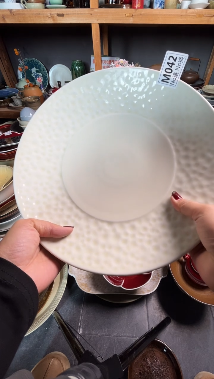 瓷片本***才L042定白锤纹盘福利