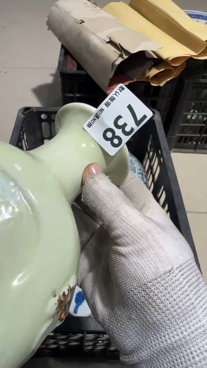 瓷片红**集亿容工艺品738