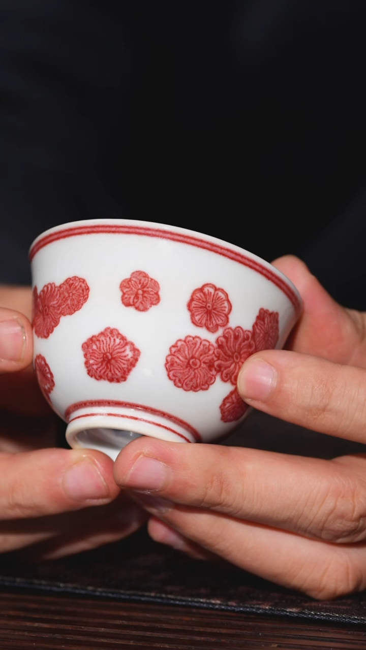 【闪购商品】摆件【瓷见如故】海韵堂全红皮球花单杯