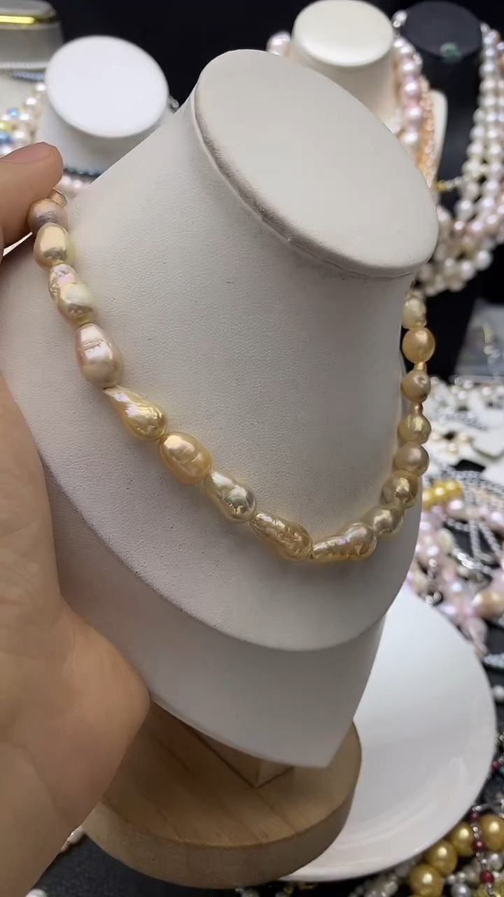 颈饰未镶嵌淡水珍珠多人
