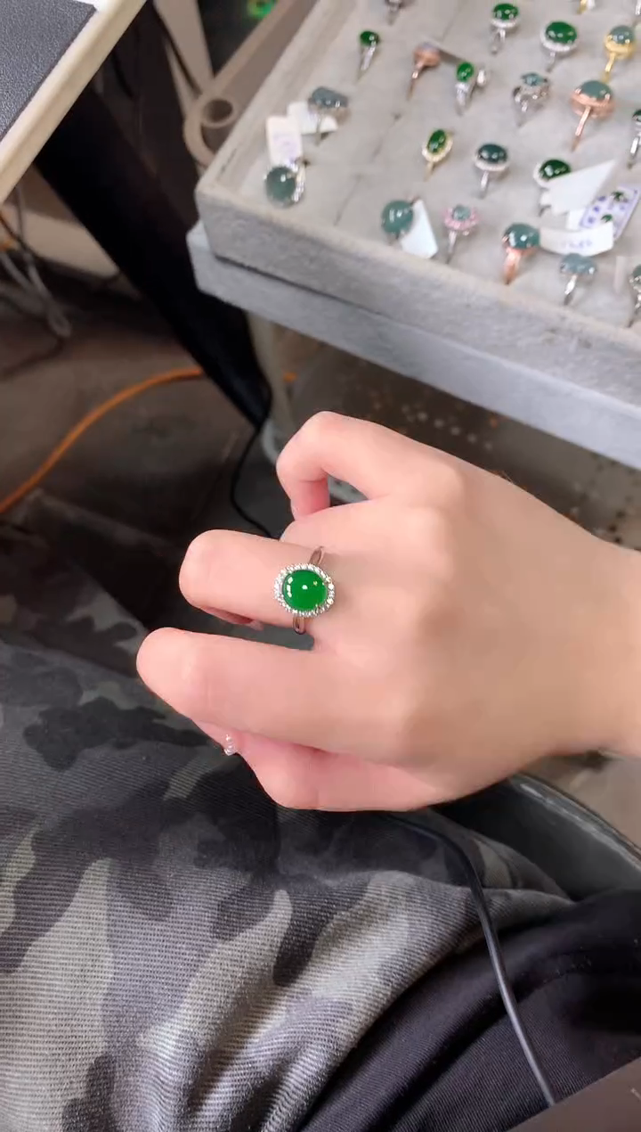 【闪购商品】翡翠戒指银S925镶嵌512124