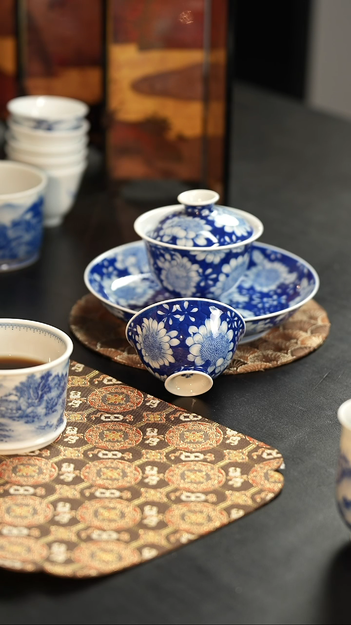 【闪购商品】杯看山柴窑青花向日葵