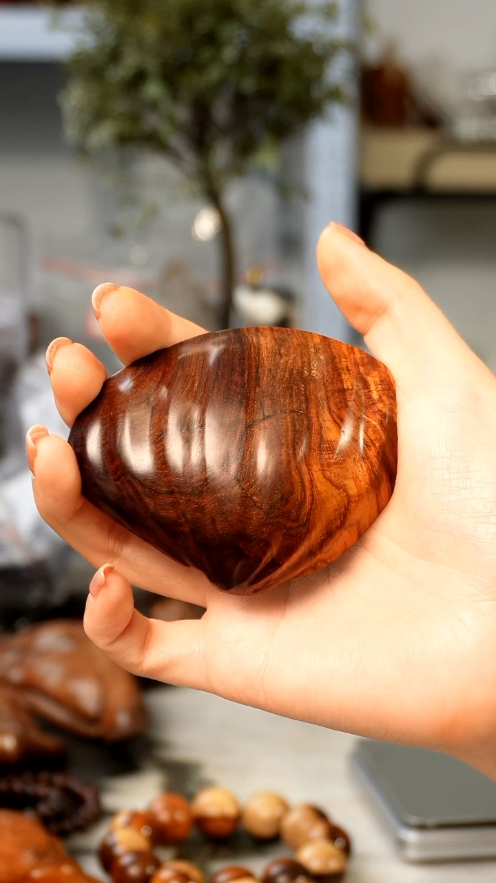 【闪购商品】黄花梨/降香黄檀海黄贝壳手把件微瑕