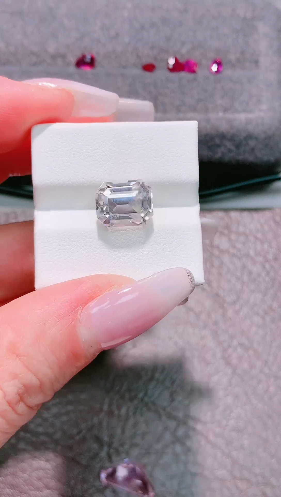 未镶嵌锂辉石裸石6.8ct