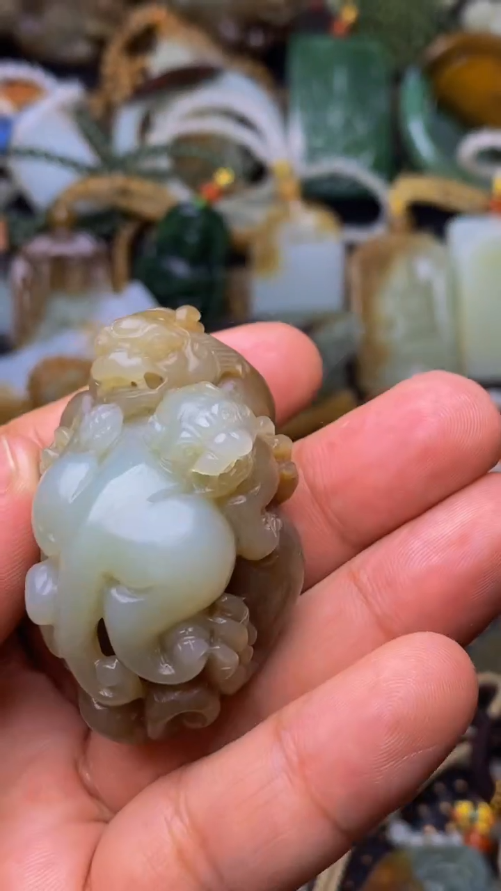 未镶嵌和田玉把件1