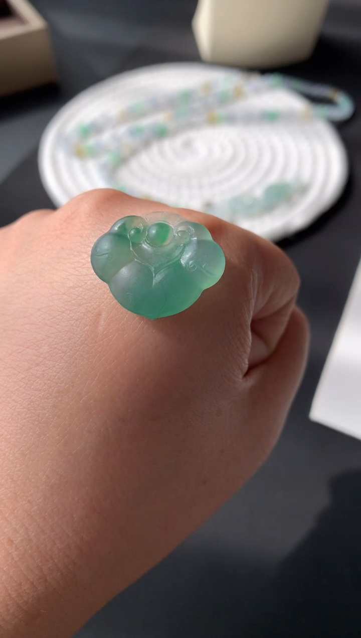 未镶嵌定制翡翠青***?尺寸19*23.3*6.2