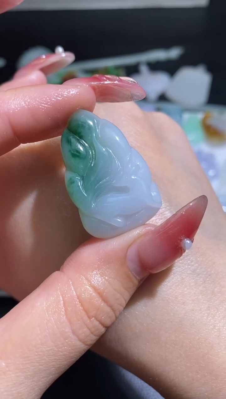 未镶嵌定制翡翠翡翠毛货~