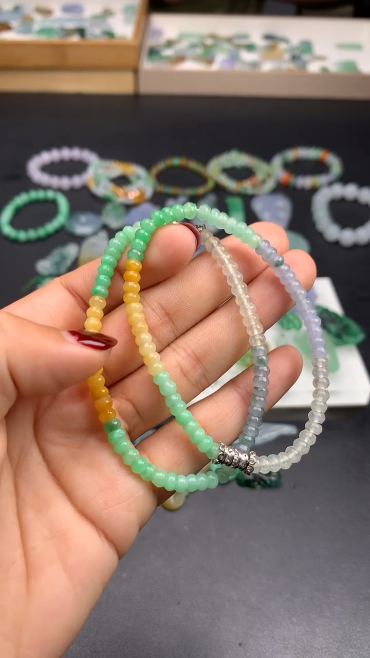 【闪购商品】翡翠手串未镶嵌多样性发货一条