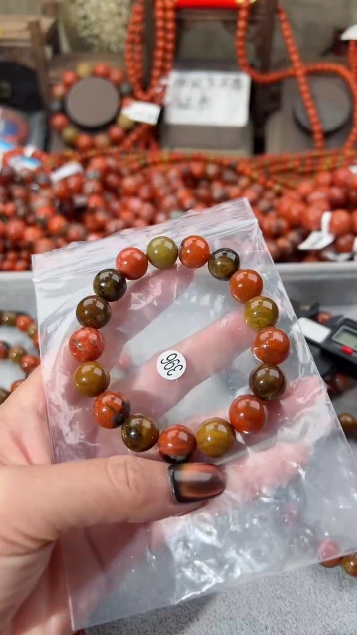 【闪购商品】南红玛瑙手串未镶嵌12+