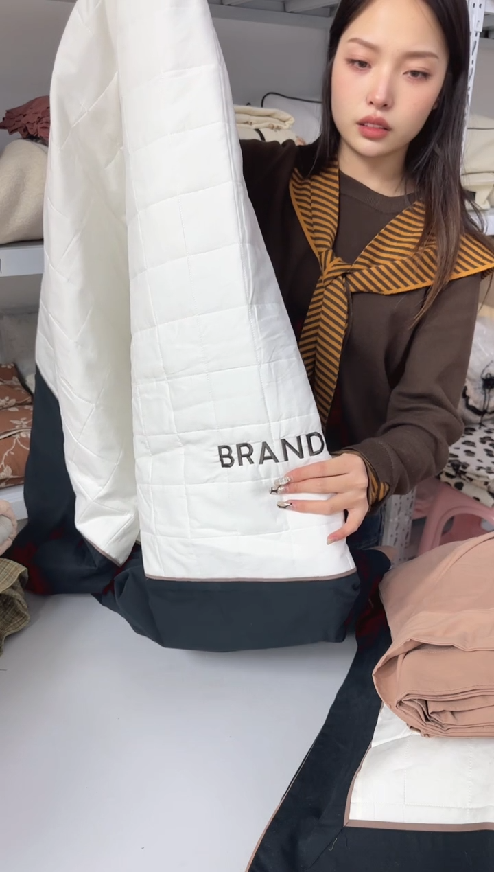 棉棉床盖四件套    