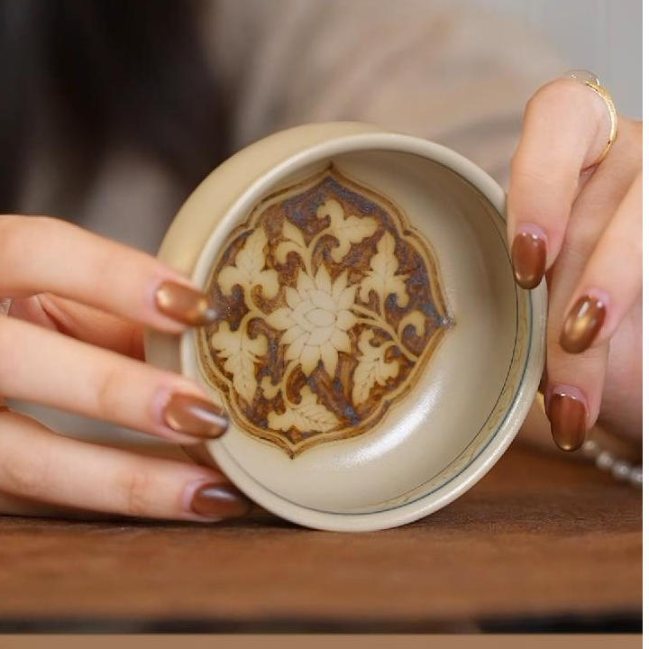 【好物】雨溪山房-釉里金地皮莲花主人杯-yx-ylj-00005