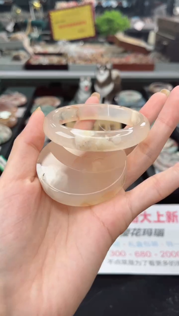 【闪购商品】石英质玉手镯未镶嵌57圈口（赠品镯心）3456248