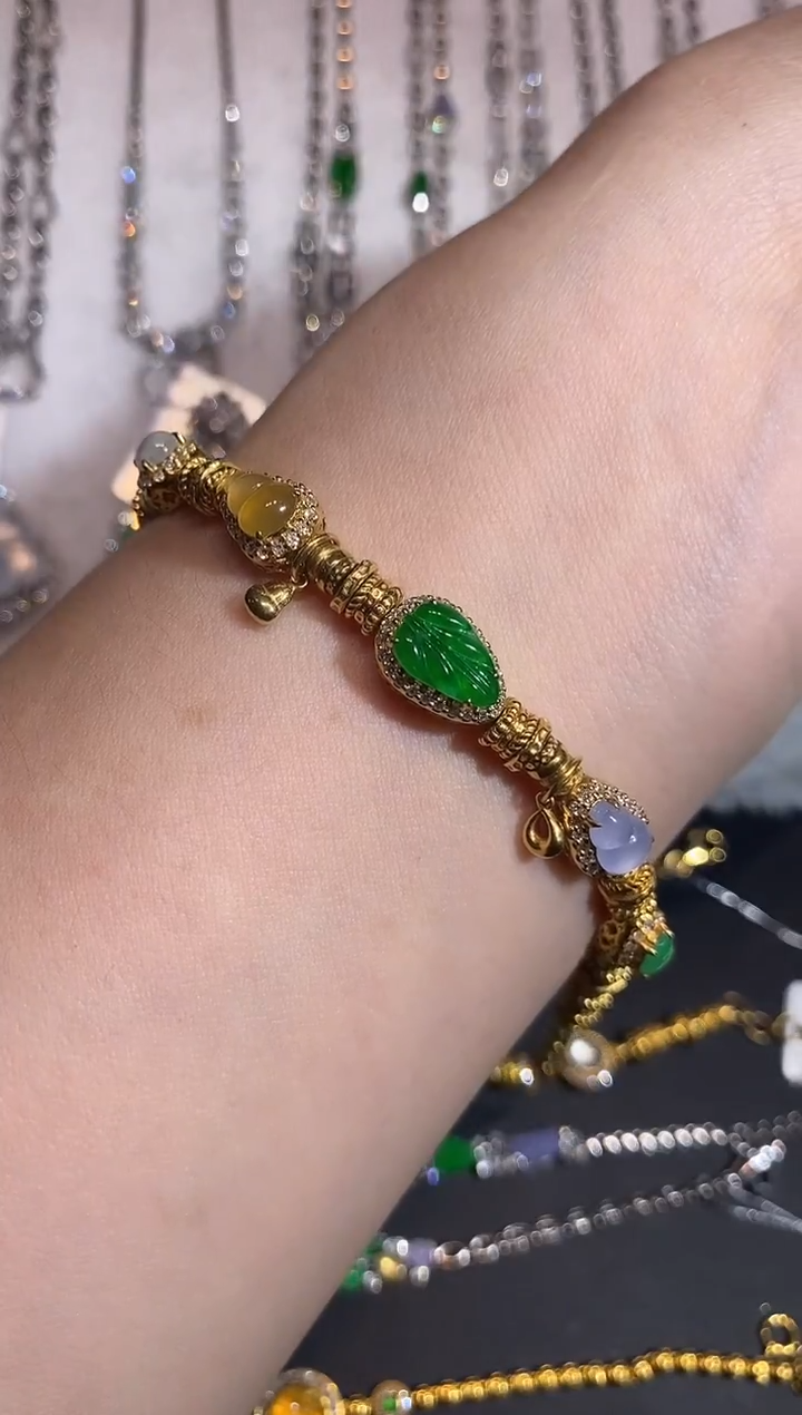 18K金镶嵌手链翡翠手链
