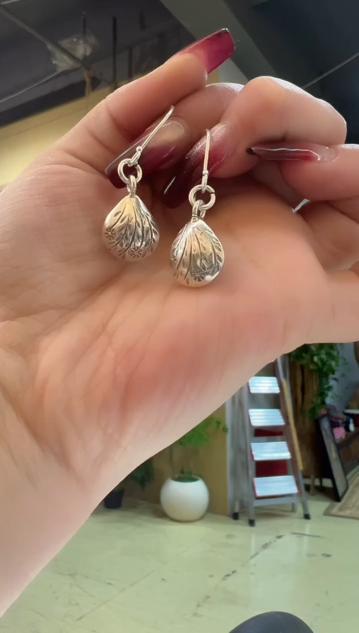 无925银果****2耳饰