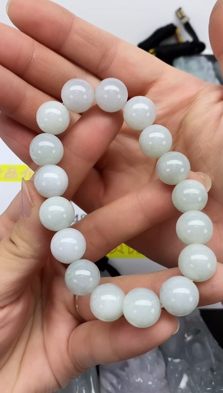 【闪购商品】翡翠颈饰未镶嵌12.8MM手串18153