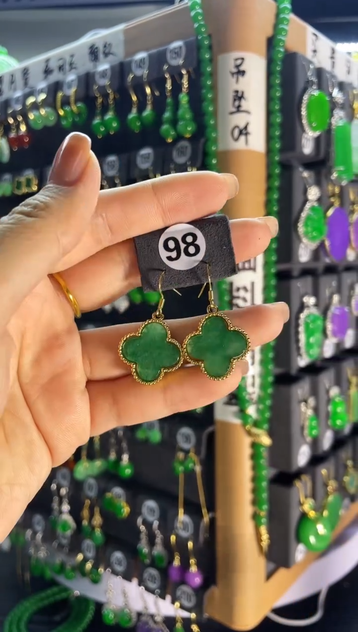 【闪购商品】翡翠耳饰银S925镶嵌98...