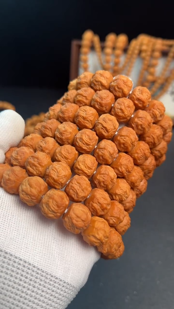 手串/手链核桃==龙蛇红油底