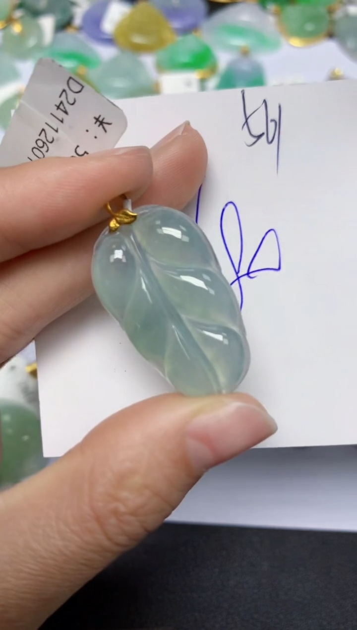 【闪购商品】翡翠颈饰18K金镶嵌 天然翡翠A货