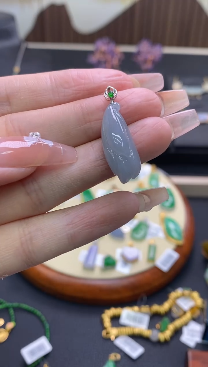 【闪购商品】翡翠颈饰18K金镶嵌净货16059