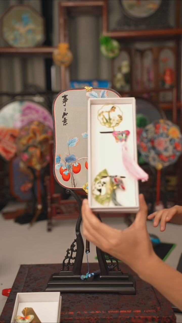 扇子团扇 绣花双面非遗