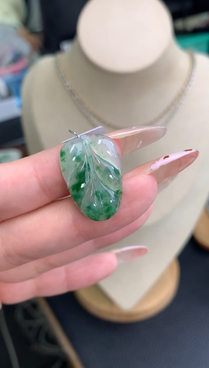 未镶嵌定制翡翠叶子