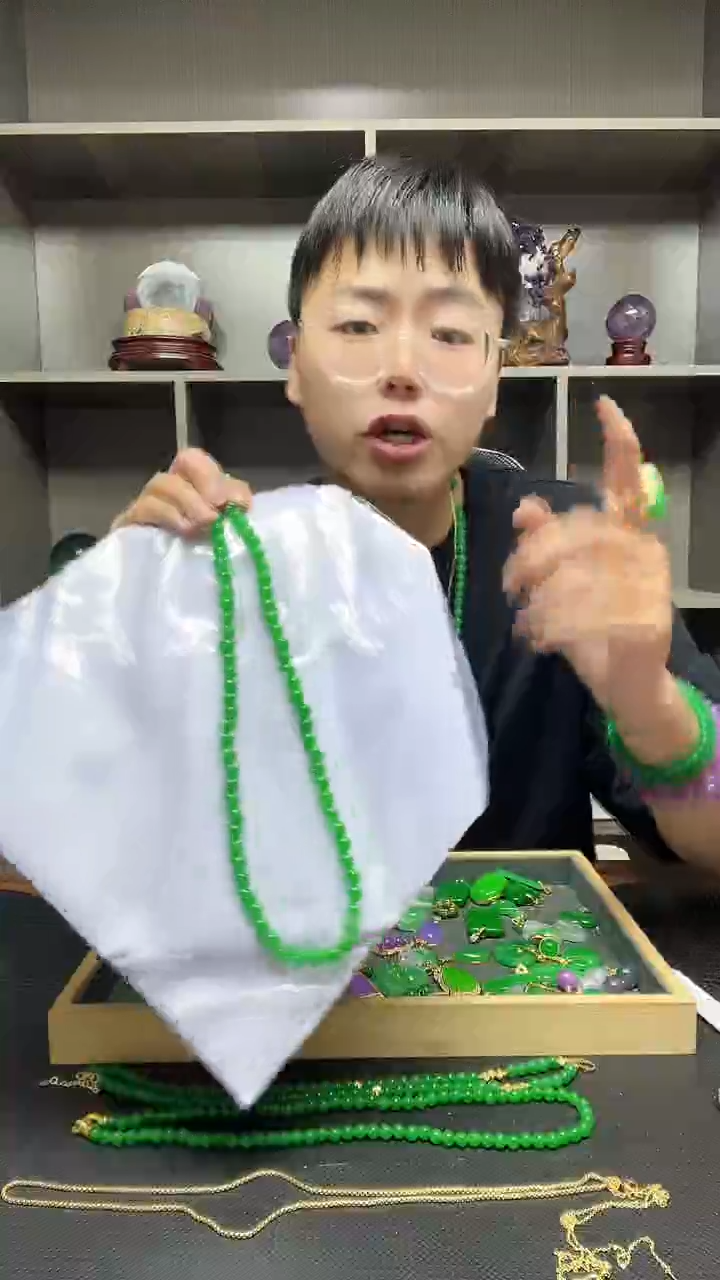 翡翠14K金镶嵌项链项链