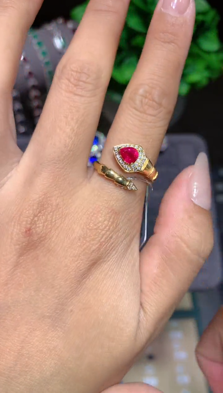 红宝石戒指18K金镶嵌0.5CT