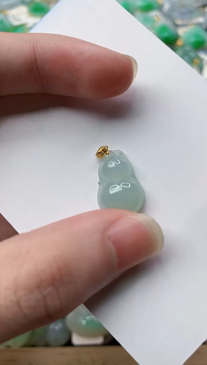 【闪购商品】翡翠颈饰18K金镶嵌25...........