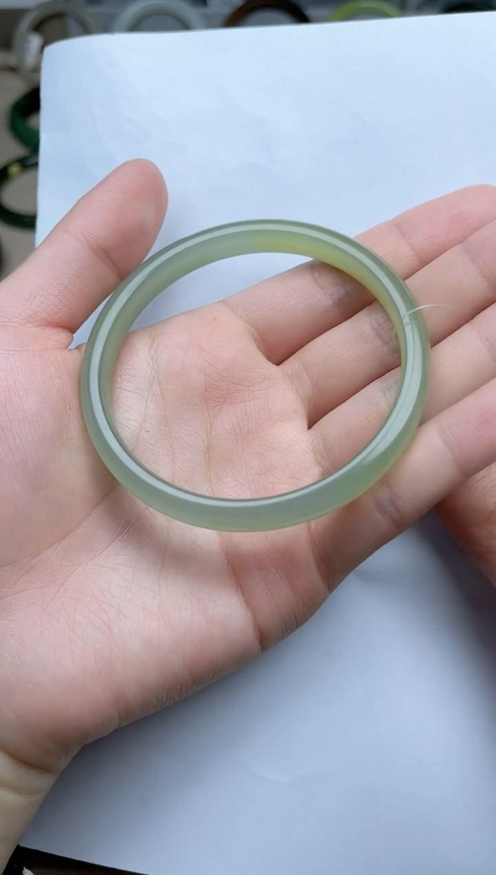 【闪购商品】和田玉手镯未镶嵌62/63圈口kk