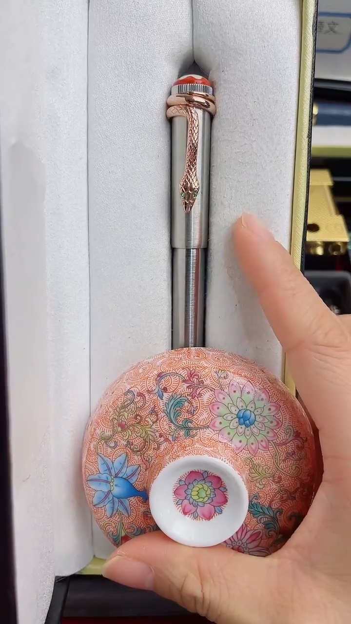 瓷片FSDGDGVS77778888