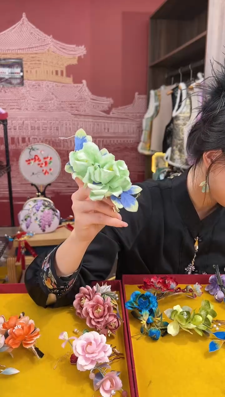 【闪购商品】刺绣非遗绒花（发饰）