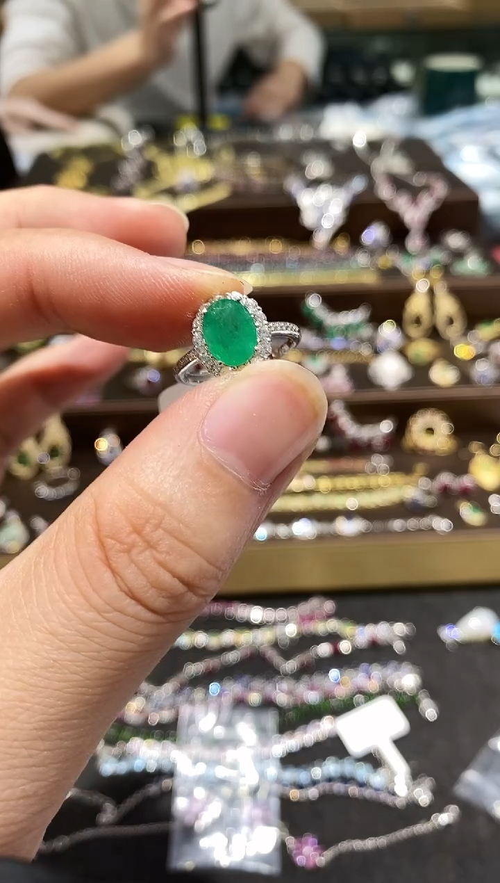 【闪购商品】祖母绿戒指银S925镶嵌戒指