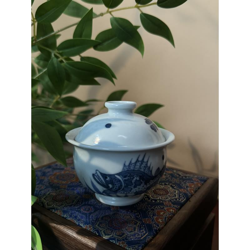 A468【蜕观堂】青花鱼藻布袋盖碗 容量100ml