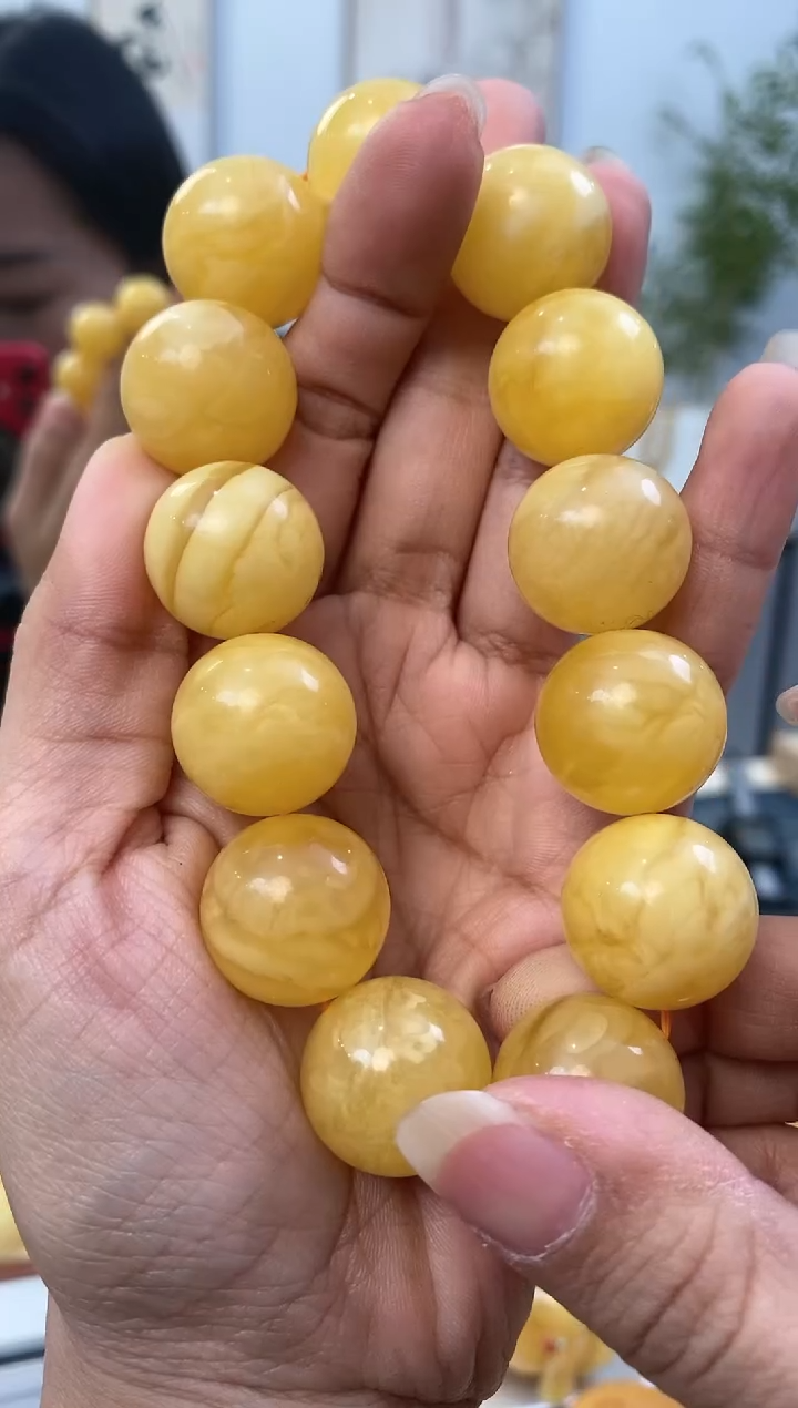 【闪购商品】蜜蜡裸石未镶嵌天然琥珀蜜蜡手串