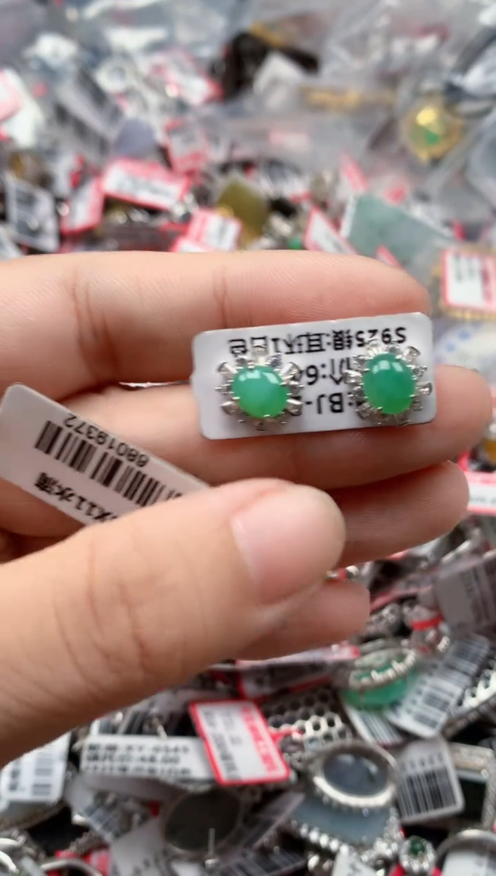 银S925镶嵌戒指翡翠天然A货缅甸翡翠