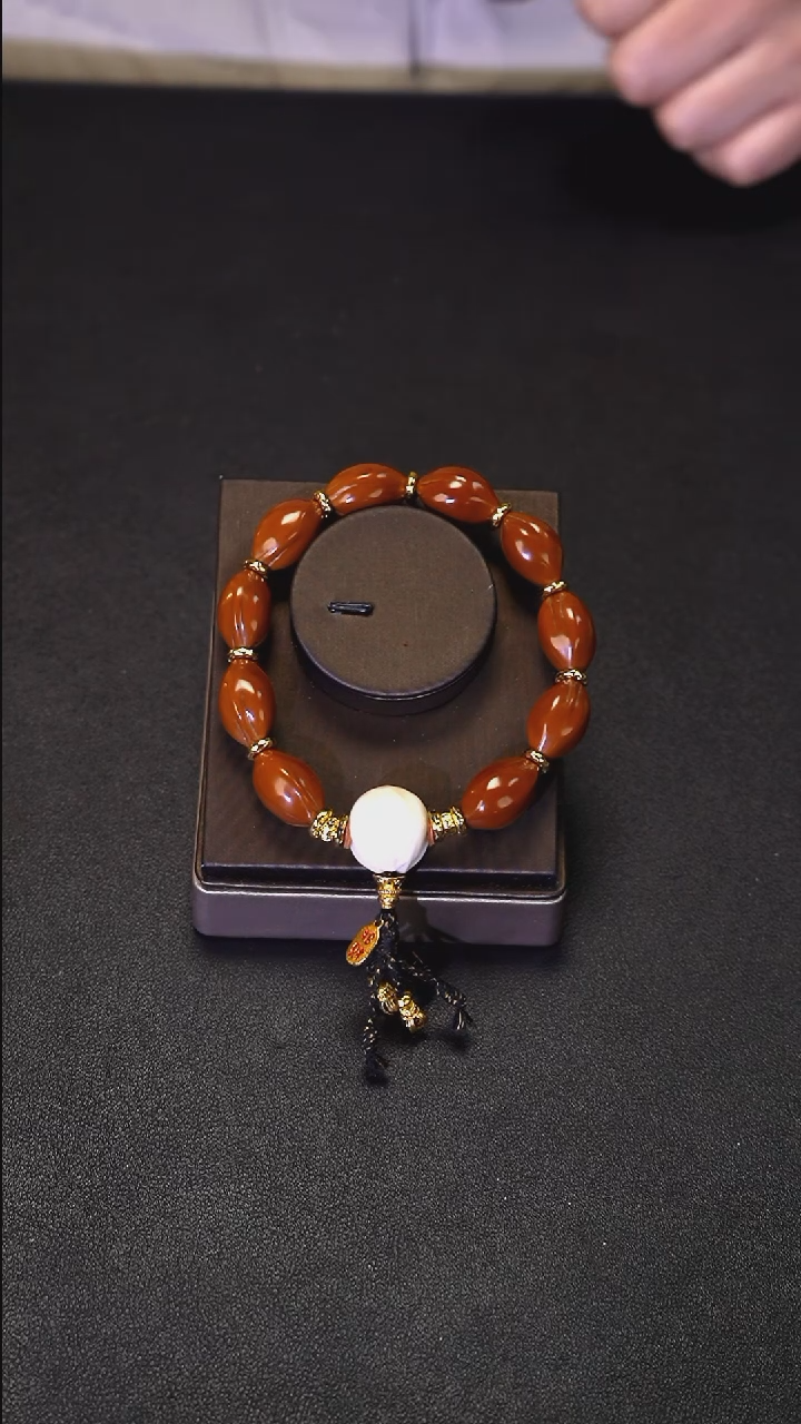 手串/手链橄榄核.......1.3日照金山