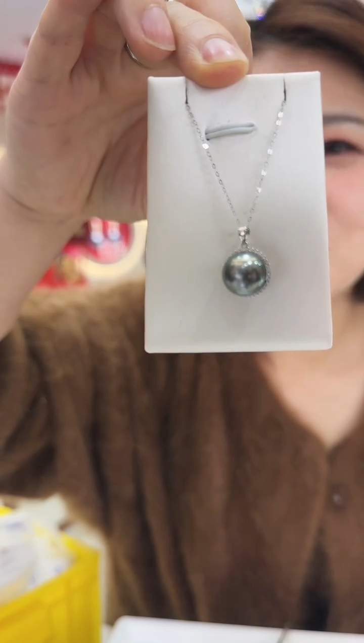 【闪购商品】海水珍珠NN18K金镶嵌大溪地吊坠金链@@c835