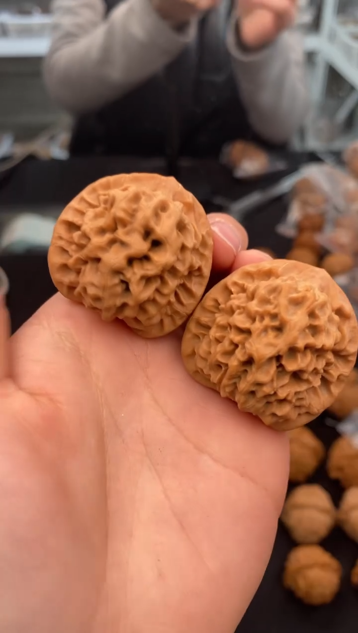 【闪购商品】文玩核桃把件秦闷36-u844