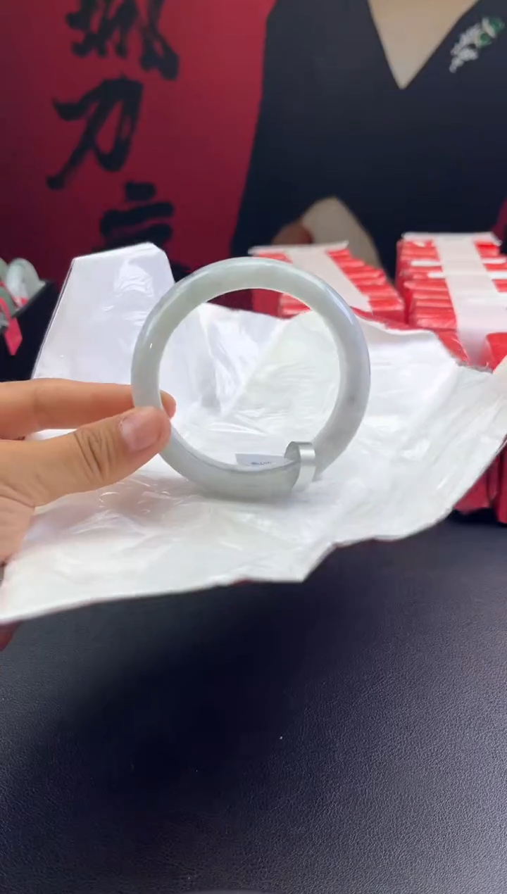 【闪购商品】翡翠手镯未镶嵌2翡翠手镯