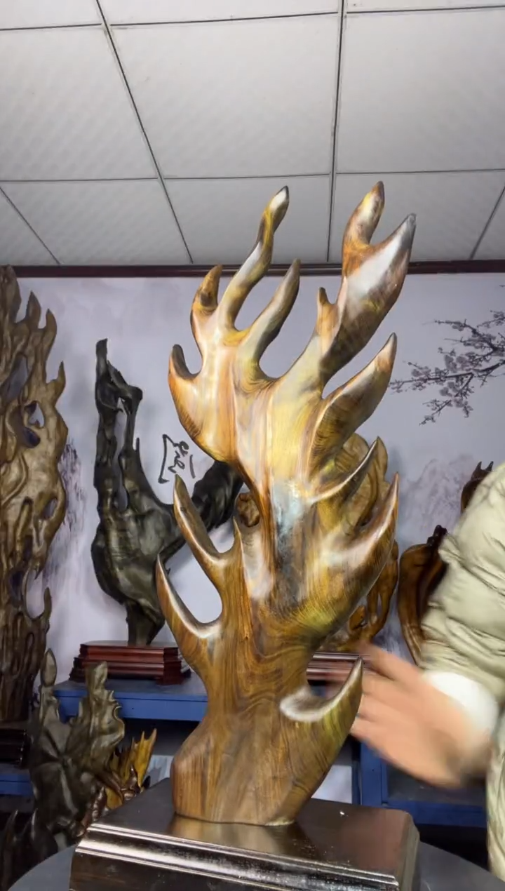 金丝楠木头款心****陳金丝楠木工艺品摆件