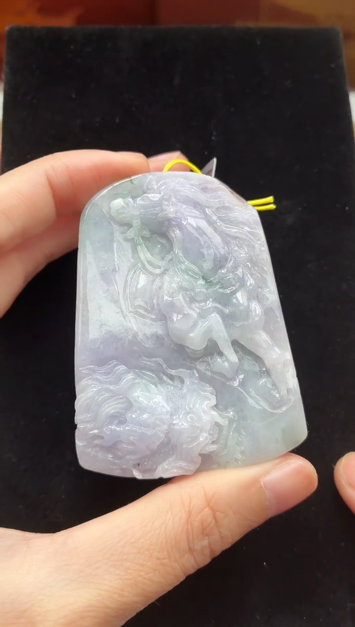 颈饰未镶嵌翡翠牌子