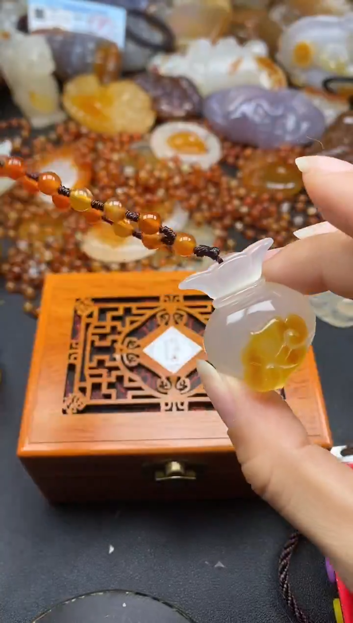 未镶嵌1玛瑙/玉髓全****洗ll