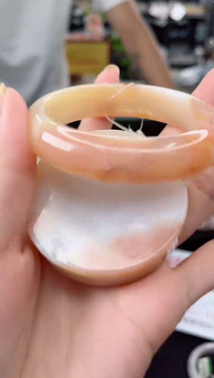 【闪购商品】石英质玉手镯未镶嵌55圈口（赠品镯心）35572169