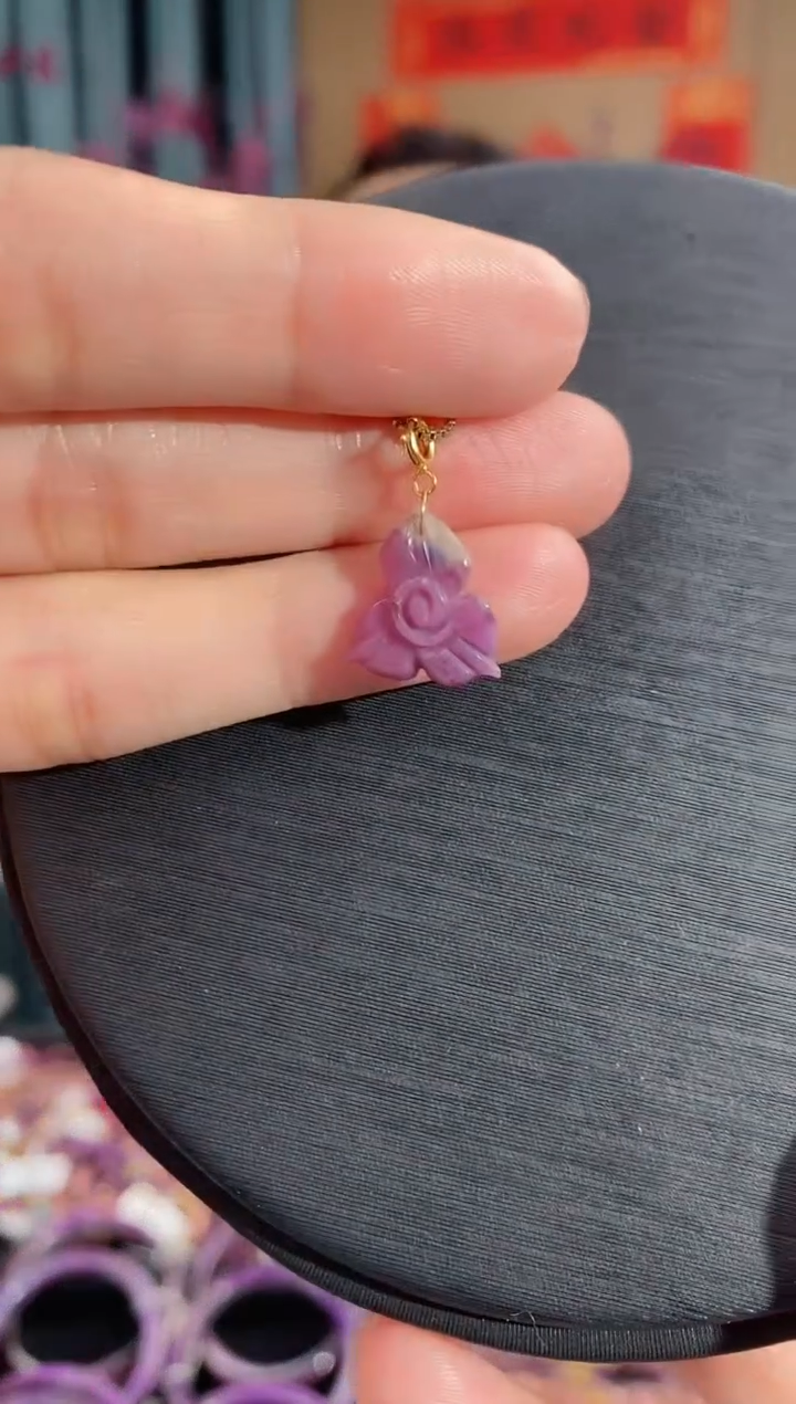 【闪购商品】苏纪石（舒俱来）吊坠(不含链)18K金镶嵌144